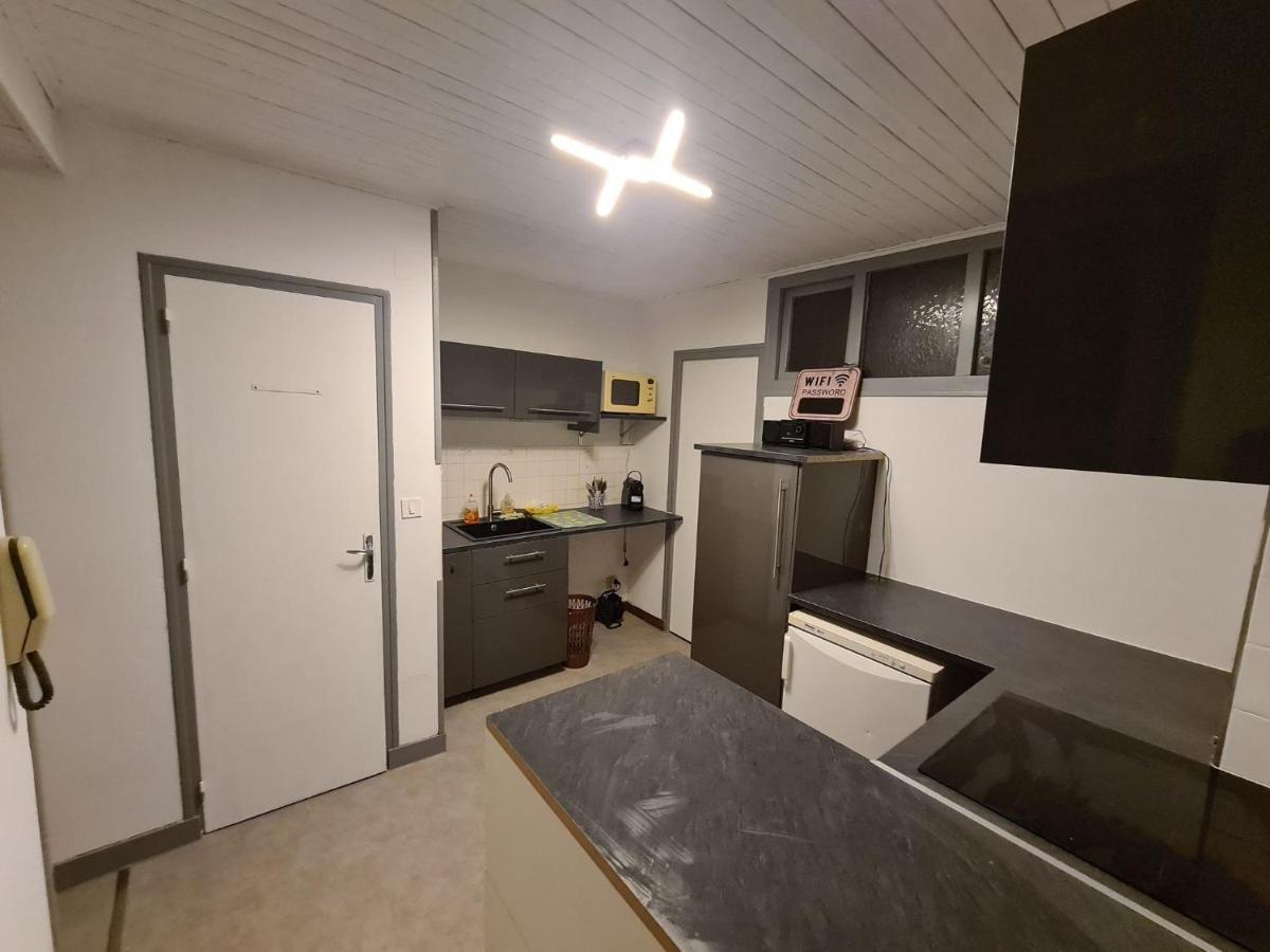 Le Repaire D'Odin - Au Coeur Du Centre Ville Saint-Claude Exterior foto